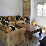 Mas Provencal Дом отдыха Saint-Jean-de-l'Esterel